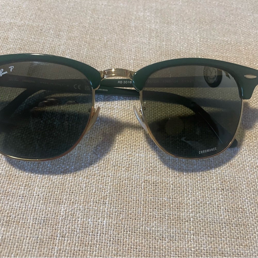 Ray-Ban Classic Green and Gold Sunglasses